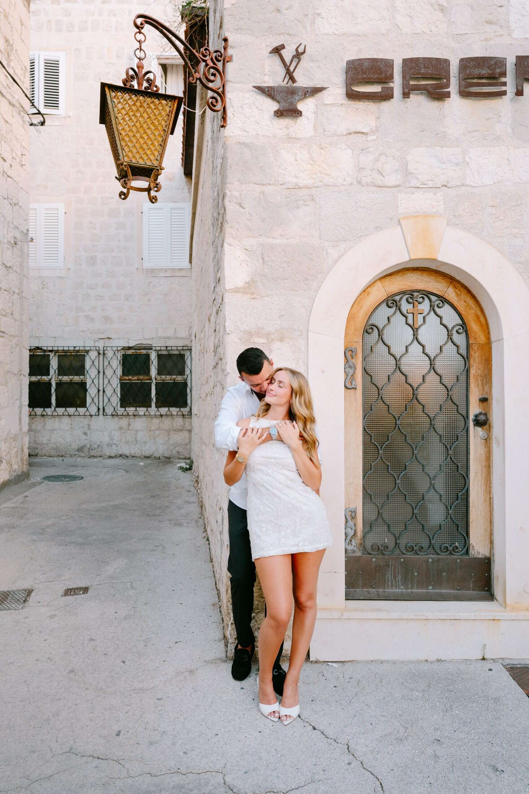 Portret zaručnika u Splitu, Cristina i Ratko, engagement session Croatia.