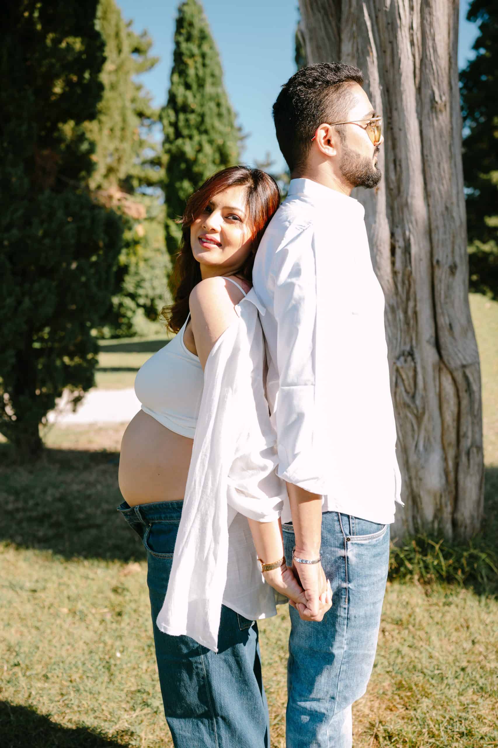 Sreća i iščekivanje: Riya i Darshan na svom trudničkom sessionu u Splitu